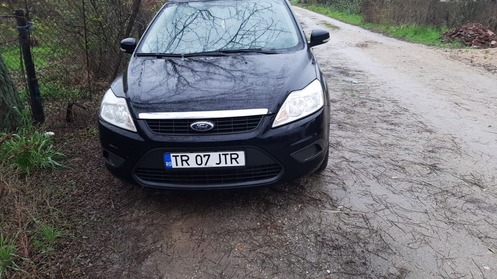 Vând masina Ford Focus 2