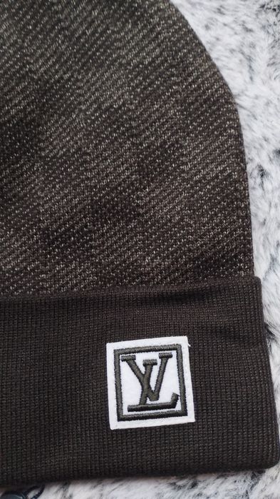 Căciulă Louis Vuitton