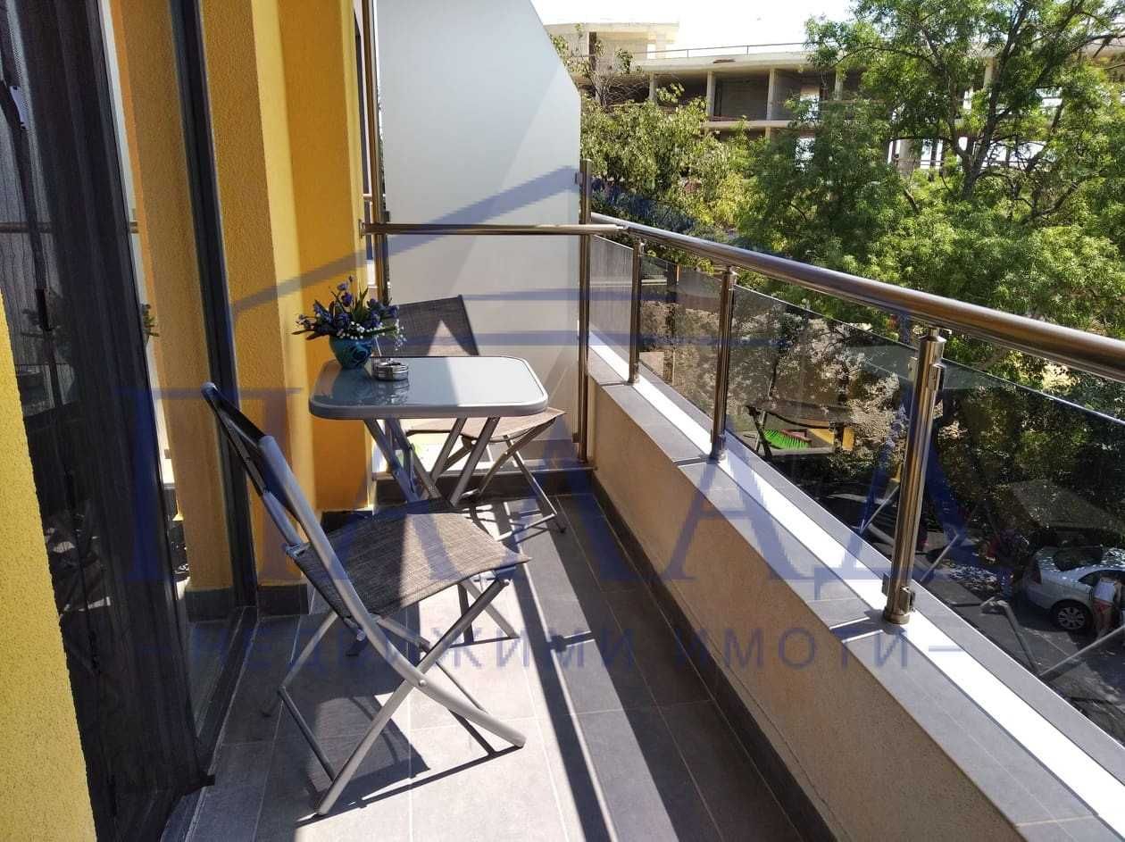 Дава се под наем Двустаен апартамент в Варна, Морска градина - 62 кв.м за 612 € - Снимка #15