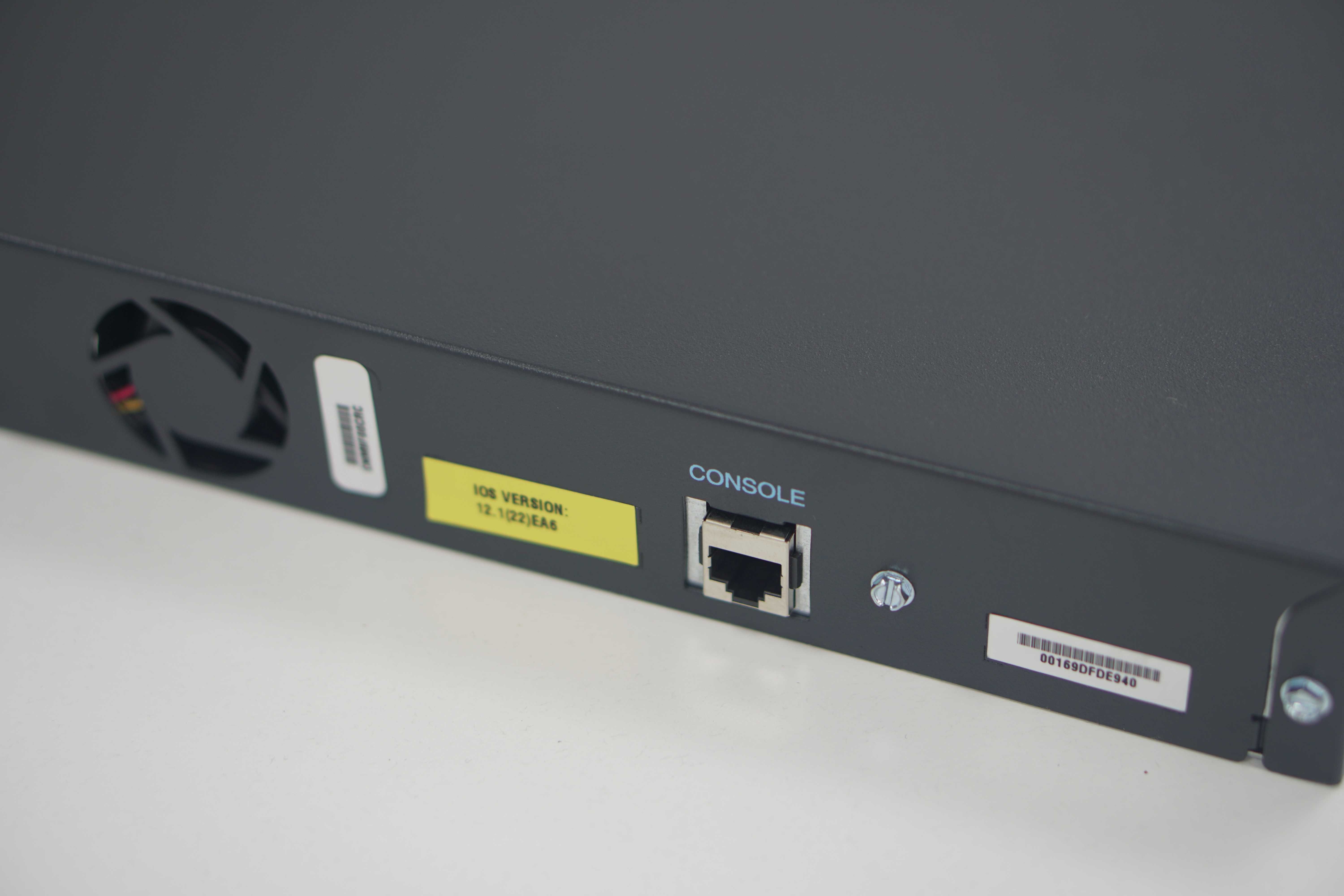 Новый коммутатор Cisco Catalyst WS-C2950-24