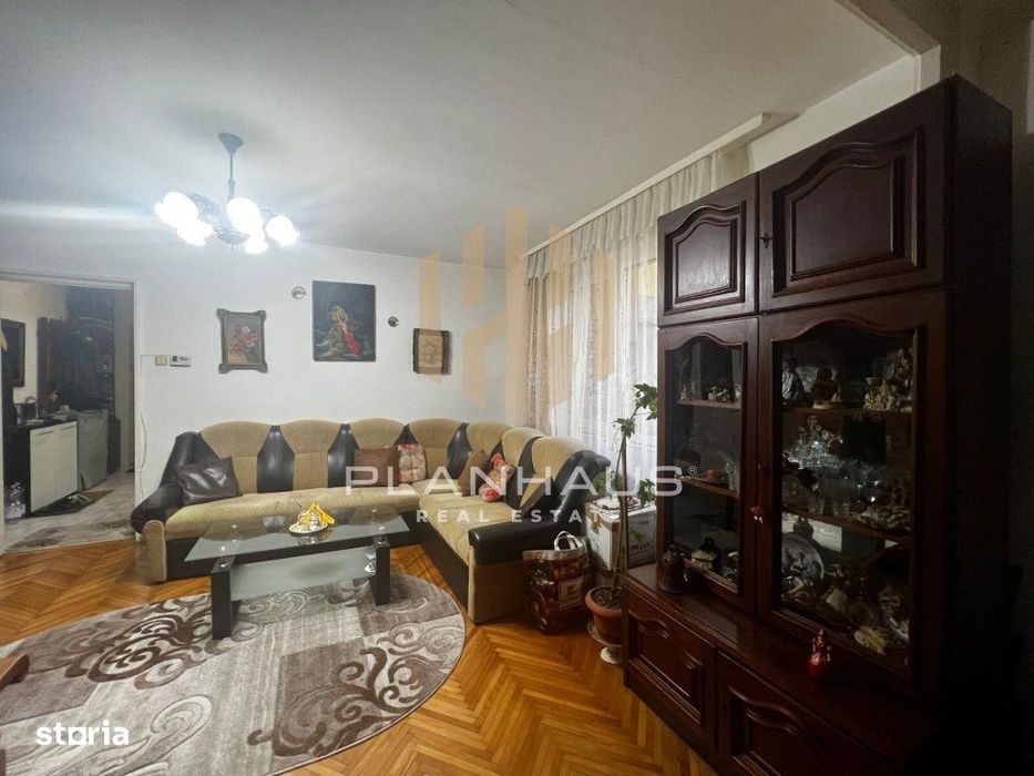 Apartament 4 camere,zona Pizza Albina ,cartierul Săsar