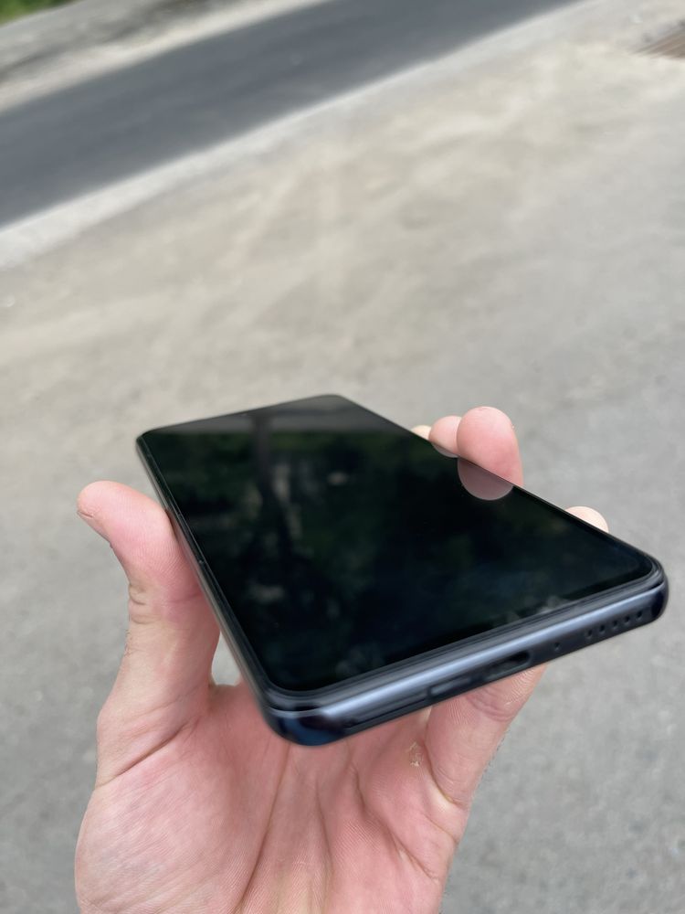 Xiaomi 12 T garantiyasi bor