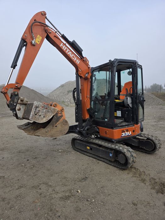 Excavator , Bobcat pe senile , Compactor