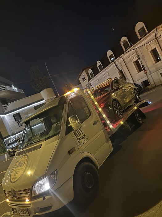 •Tractari auto• Asistenta rutiera• Transport auto• 24/7•
