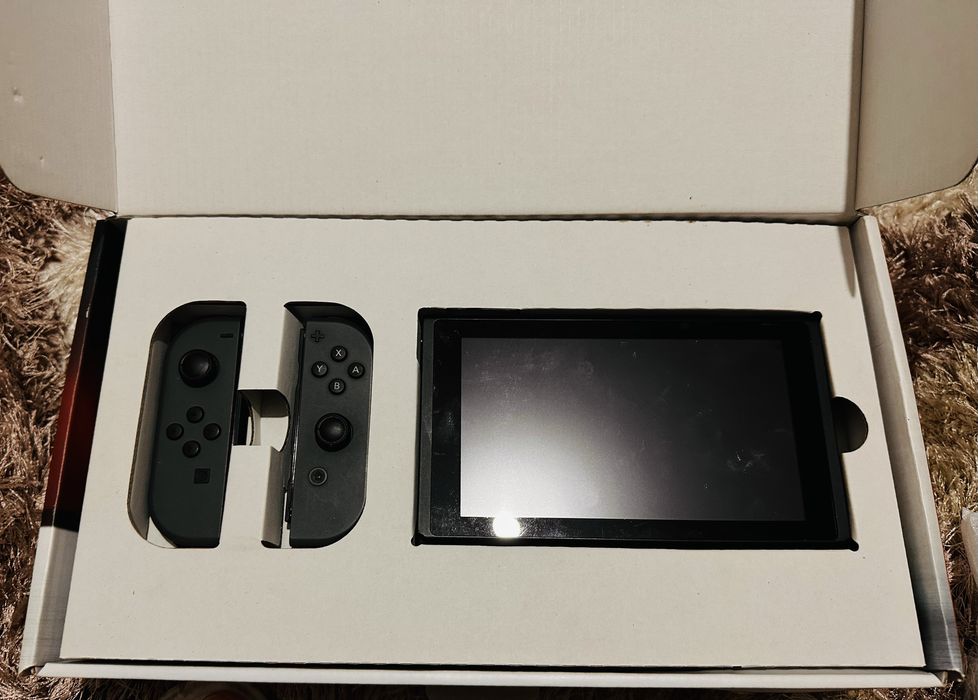2бр Nintendo Switch Unpatched
