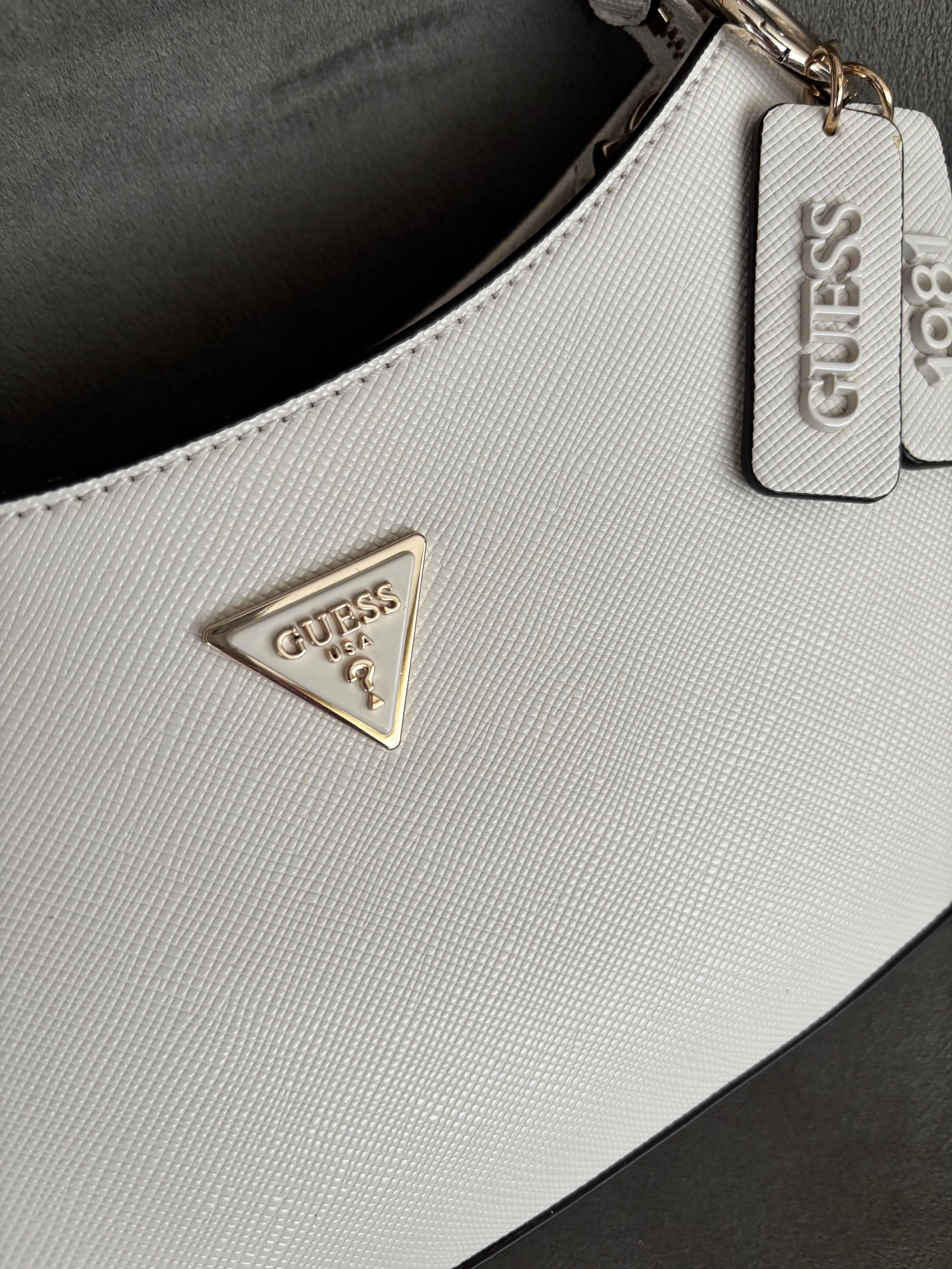 Чанта Guess Noelle