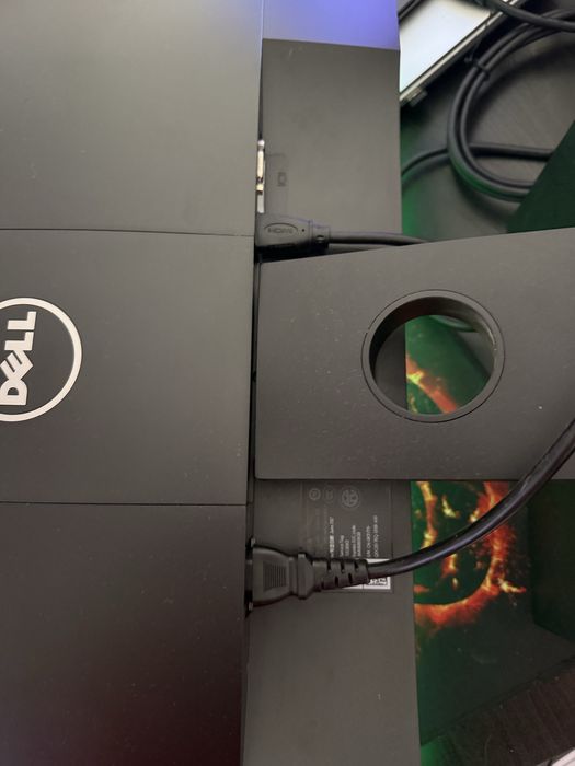 Monitor DELL negru