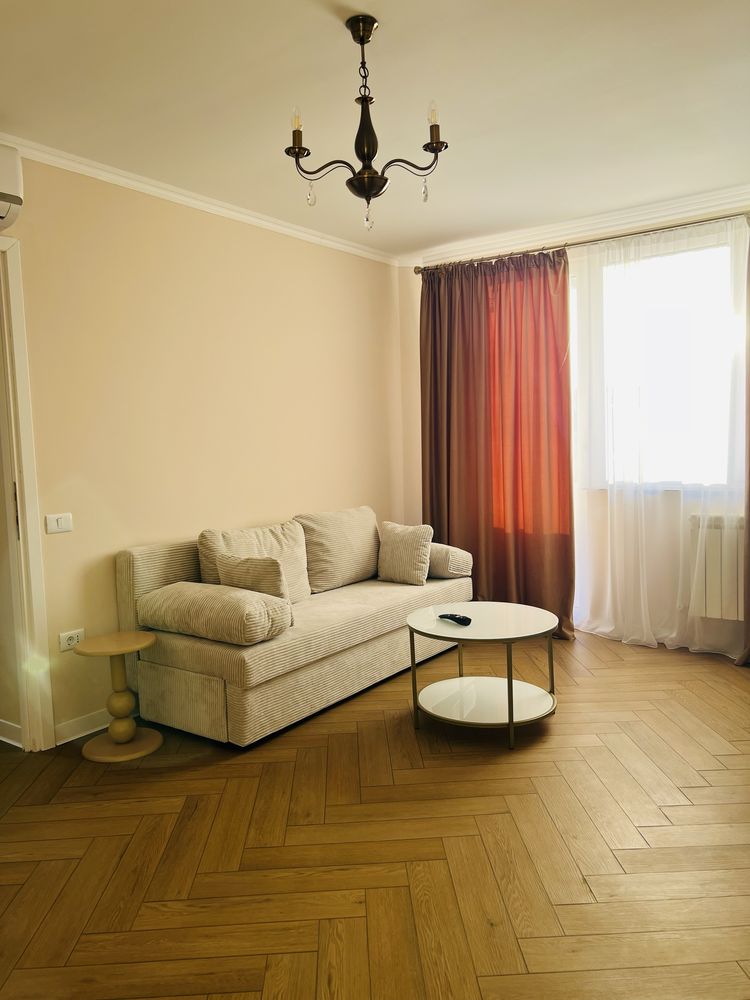 Inchiriez apartament 2 camere in regim hotelier