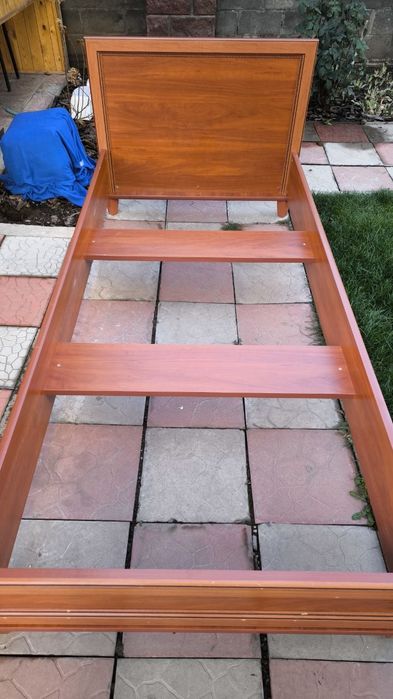 Кровать одноместаная СРОЧНО