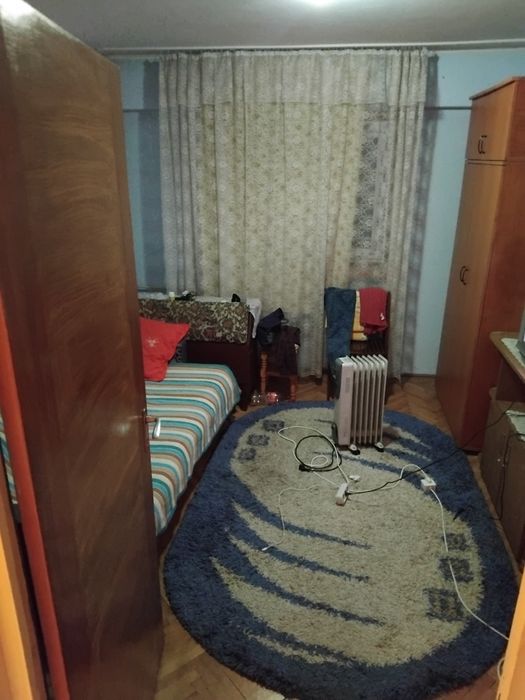 Apartament cu 3 camere
