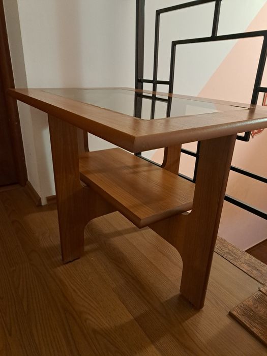 Vand masuta living 180