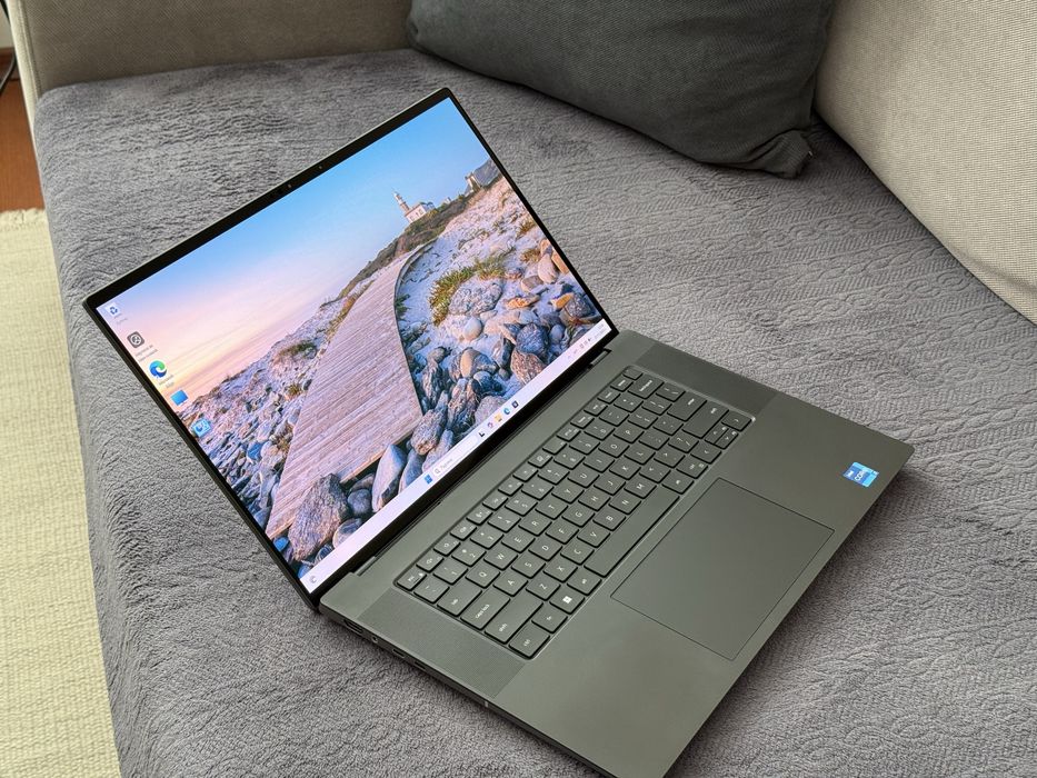 16'UHD+ OLED Touch/i7-13800H/ Dell Precison 5680/RTX A1000 6GB/32GB