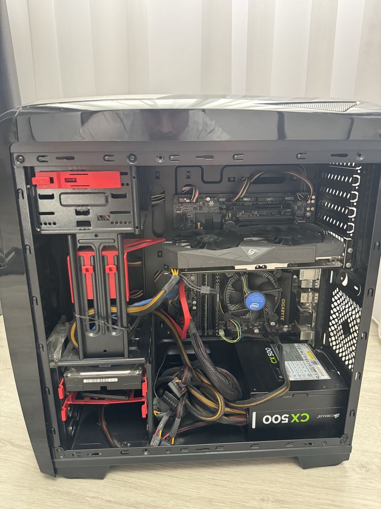Sistem de Gaming 1050TI Intel Core I5 7400