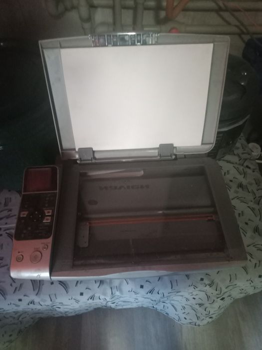 Продается принтер 3 в одном Epson