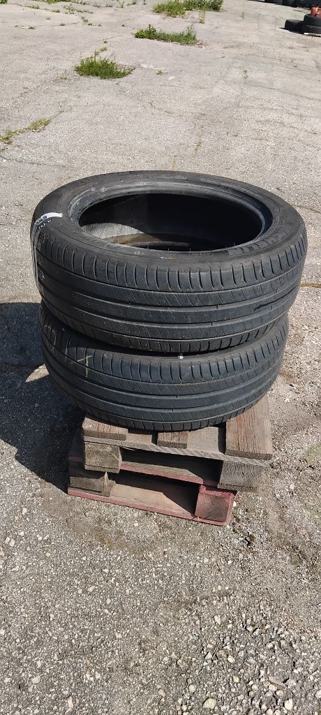 Гуми 215 55 17 Мишелин Michelin 2 броя. Нов внос. Не са нови!