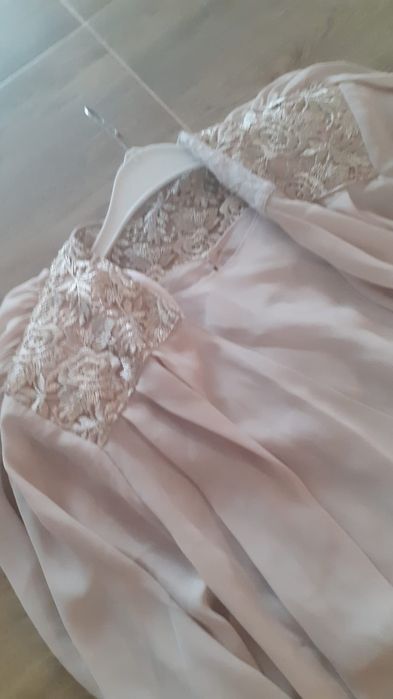 Costum damă 3piese  2bluze+fusta