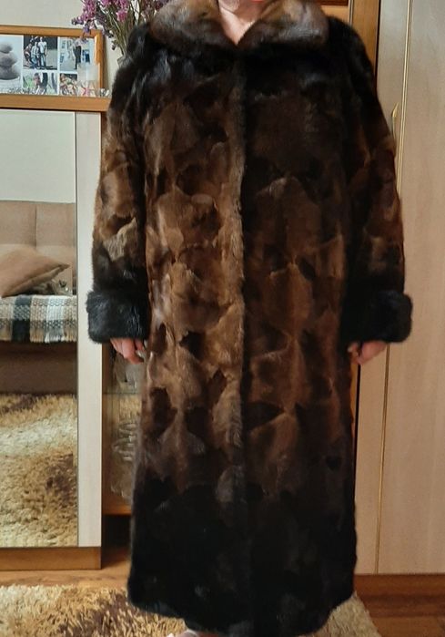 Шуба из меха норки 52размер