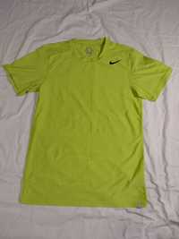 Тениска Nike електриково зелено