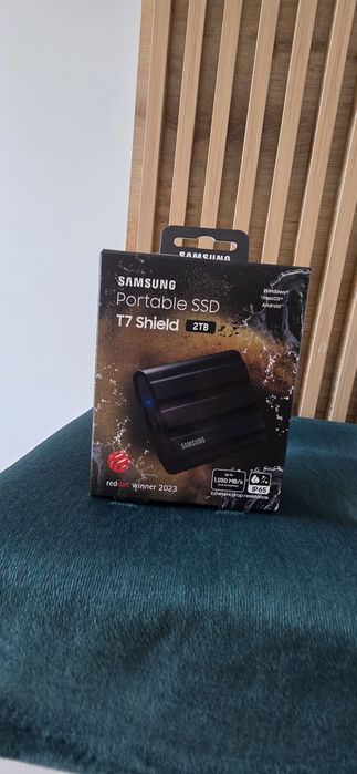 SSD Samsung T7 Shield 2TB