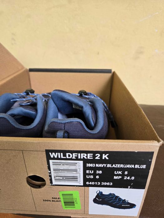 Маратонки Салева като чисто нови