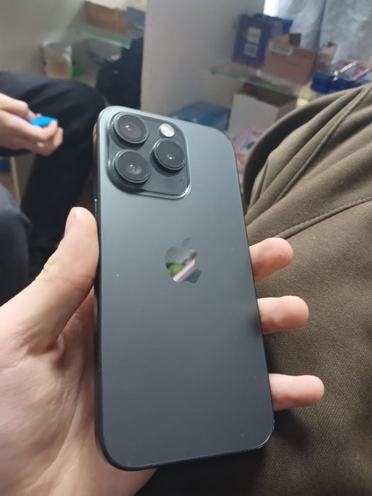 Айфон 15 про черный