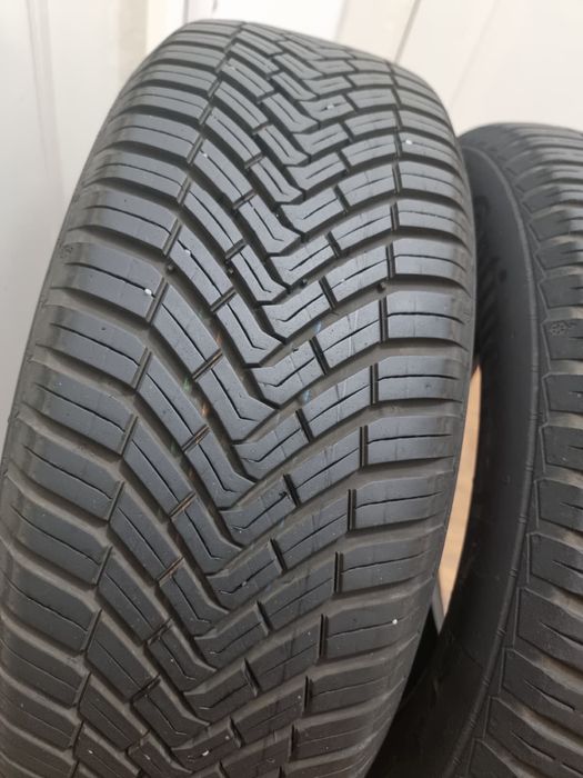 2 Anvelope de iarna 205/60/16 Continental