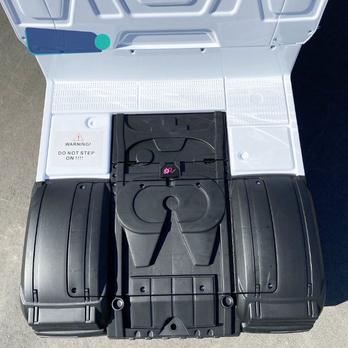 Акумулаторен КАМИОН Mercedes ACTROS Licensed 2X12V батерия, с меки