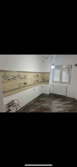 Dau în chirie apartament proaspăt renovat și mobilat ,2 camere 55mp.