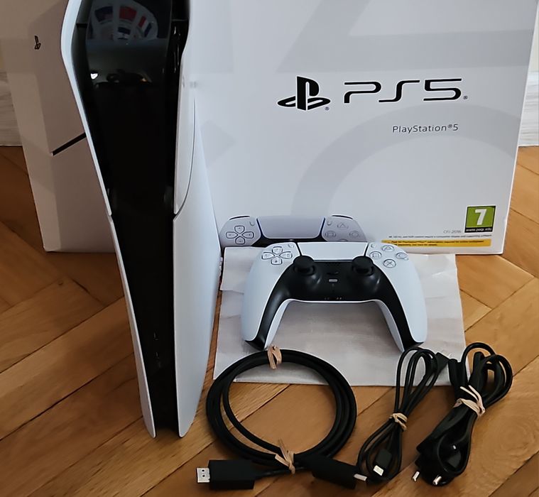 Playstation 5 SLIM DIGITAL Плейстейшън слим конзола PS5 джойстик