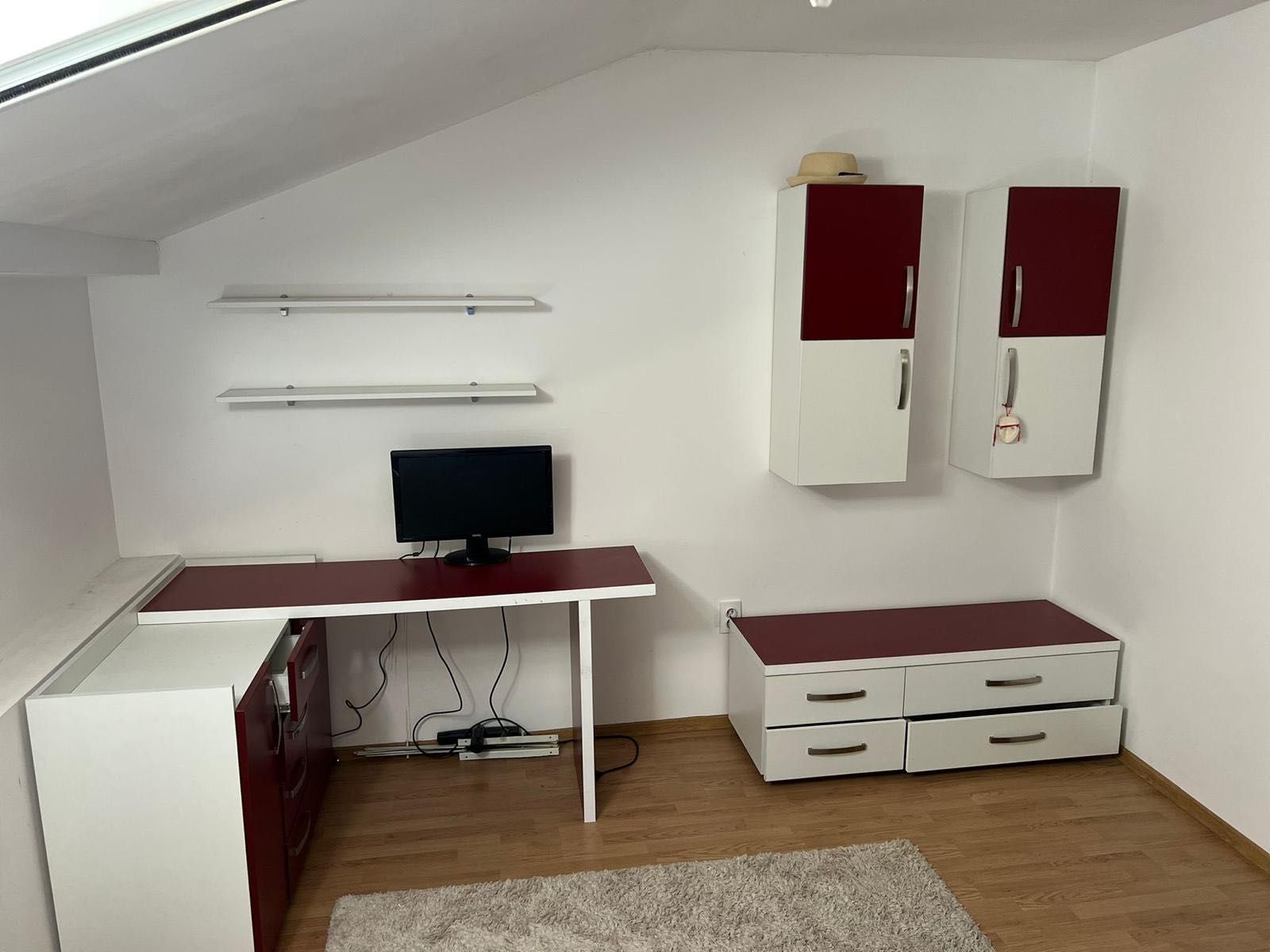 Apartament 3 camere de inchiriat-Zona Modern