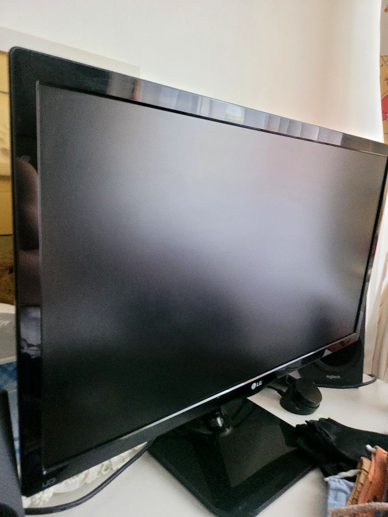 Monitor LG full hd