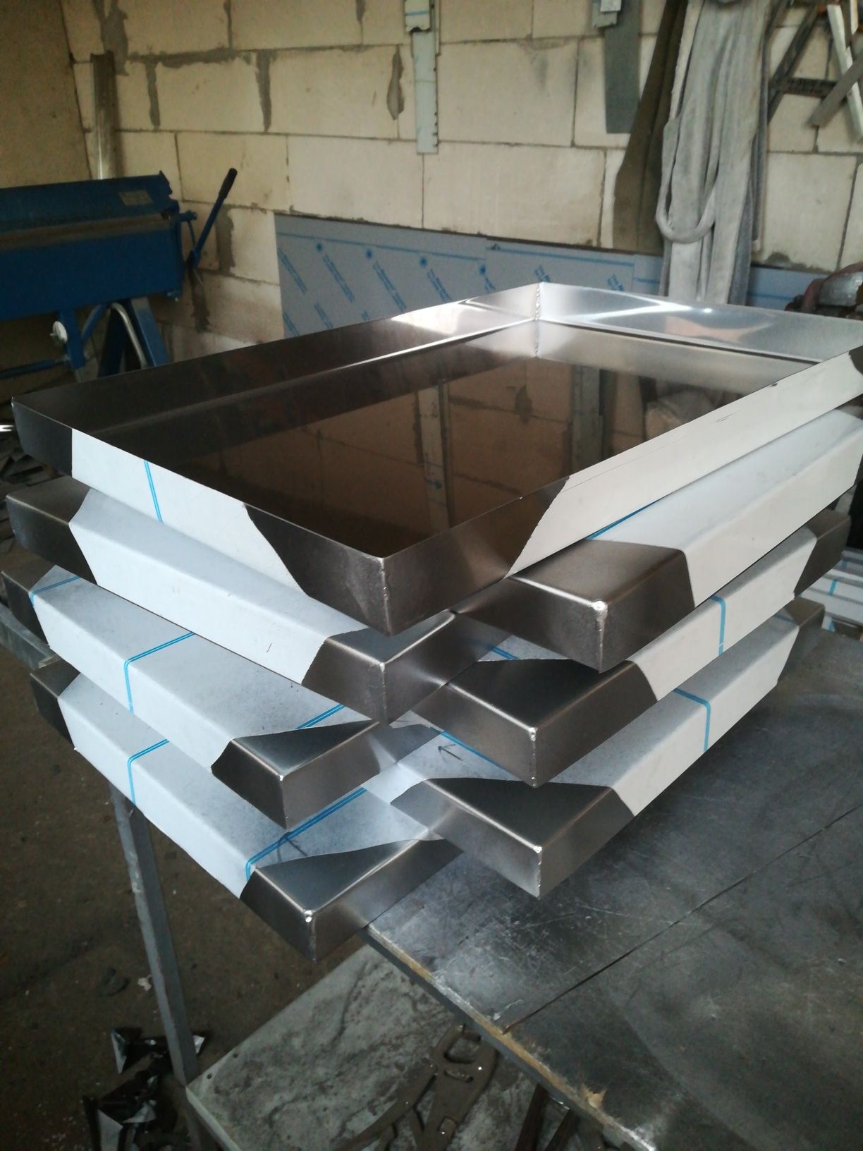 Tăvi din inox 60 x40x4
