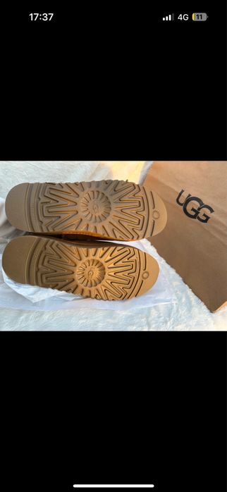 Cizme Ugg clasic mini