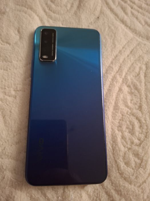 Продам смартфон  Vivo модель   V2027 ,цвет синий туман , камера 8Mn,