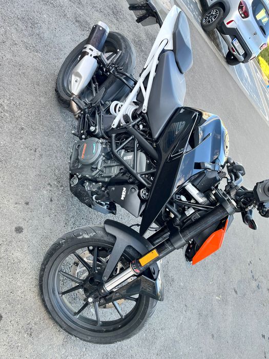 Vând ktm duke 390 2020