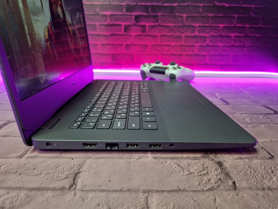 Dell vostro i5  16 /256