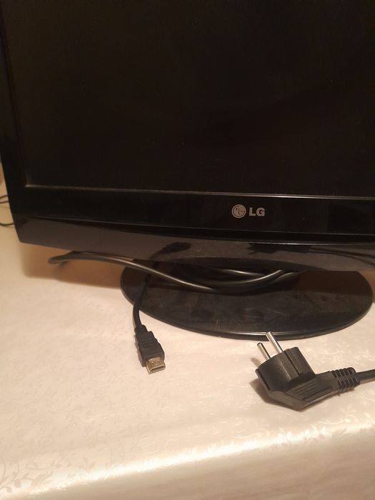 Монитор LG HDMI.