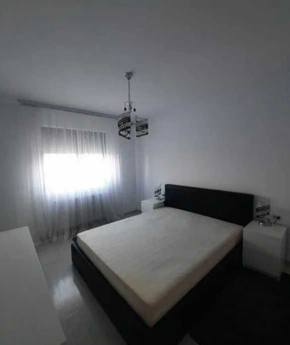 Дава се под наем Тристаен апартамент в Пловдив, Кючук Париж - 86 кв.м за 382.5 € - Снимка #1