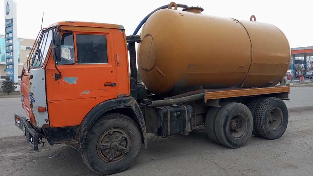 Продаётся Камаз ассенизатор.