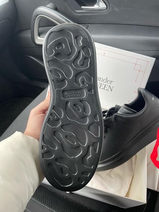 Alexander Mqueen Top