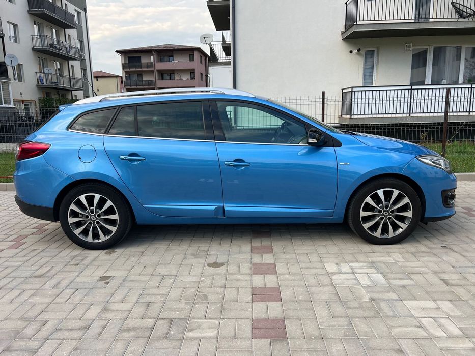 Vând Renault Megane Bose Edition
