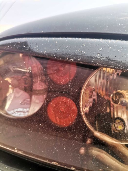 Vând faruri  golf 4