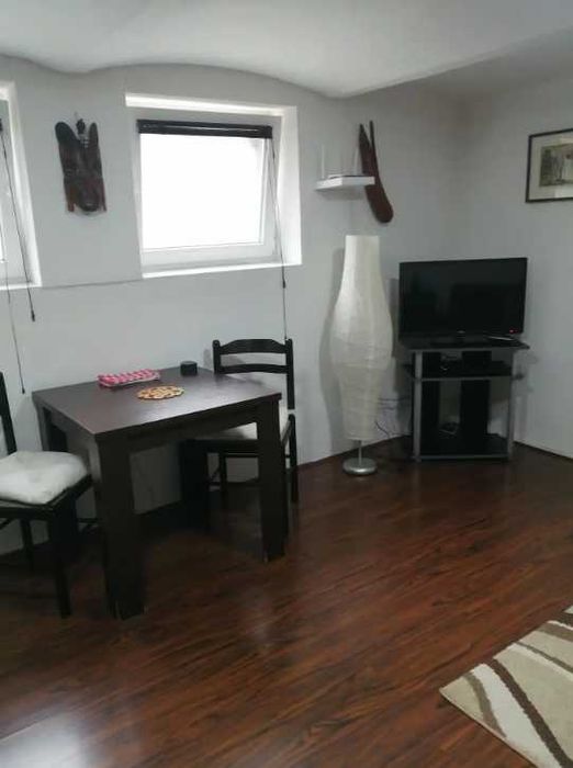 Дава се под наем Двустаен апартамент в Пловдив, Христо Смирненски - 69 кв.м за 229.5 € - Снимка #1