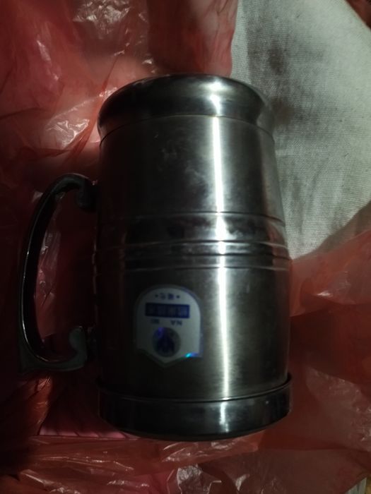 Термо кружка с крышкой новая