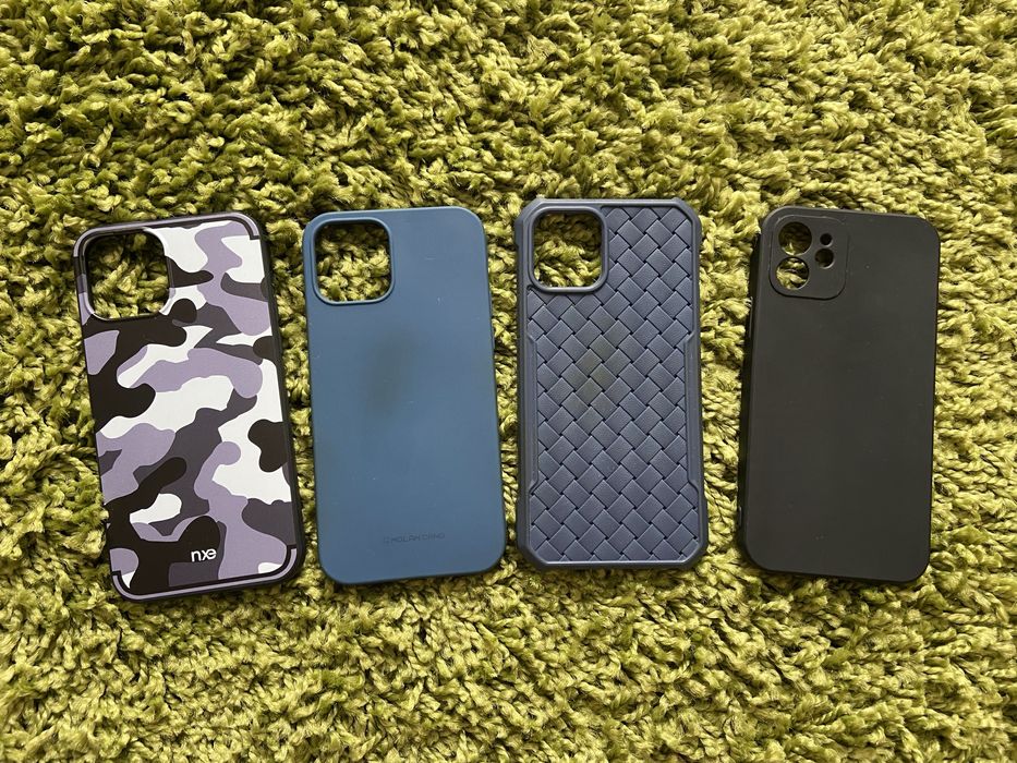 Лот кейсове за iphone 12