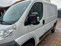 Închiriez duba transport marfa