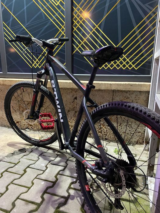 Vând bicicleta btwin 540