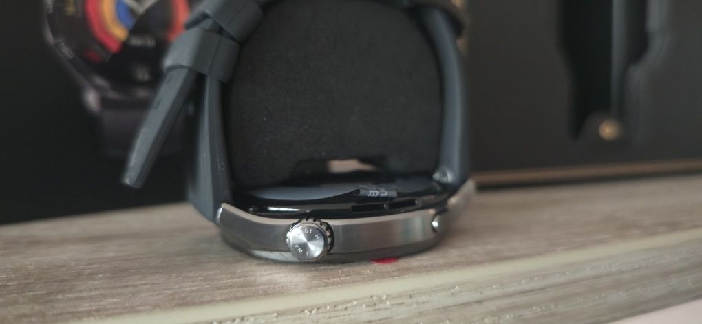 Huawei smart watch GT 5 Чисто нов!