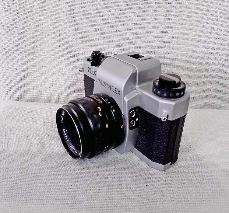Revueflex 2002 (Chinon CX II) + Auto Revuenon 55/1.7