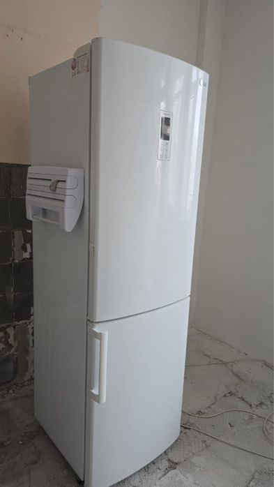 холодильник  LG